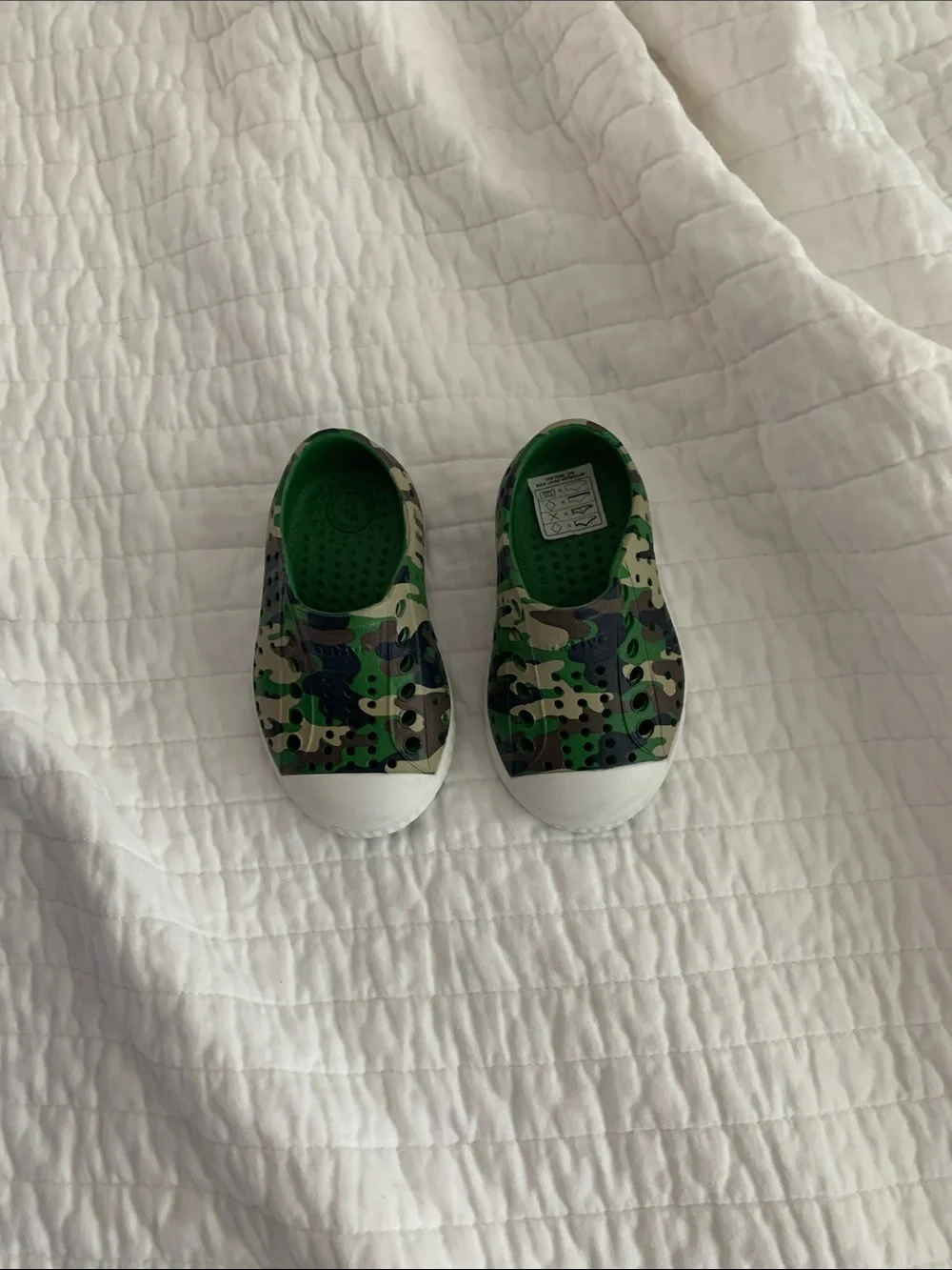 Never worn Native Kids Camouflage Slip-On Shoes - Green
